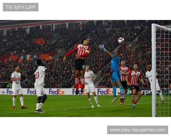 德甲莱比锡边路传中精准，主场胜果被稳住