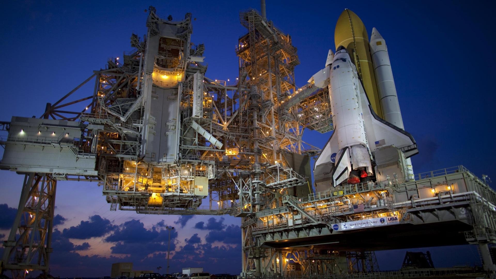 “东安湖体育公园：铁人三项选手的极限挑战，震撼观众”