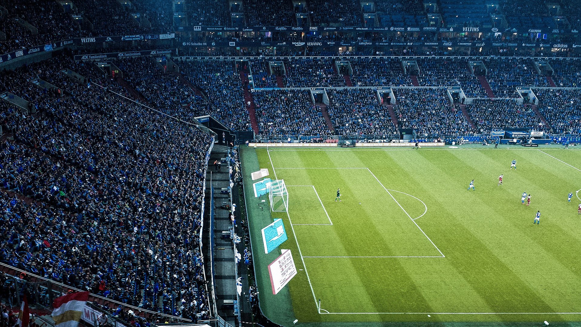 乐鱼体育在线下载-青训球员教育支持体系是否健全，青训对足球的重要性